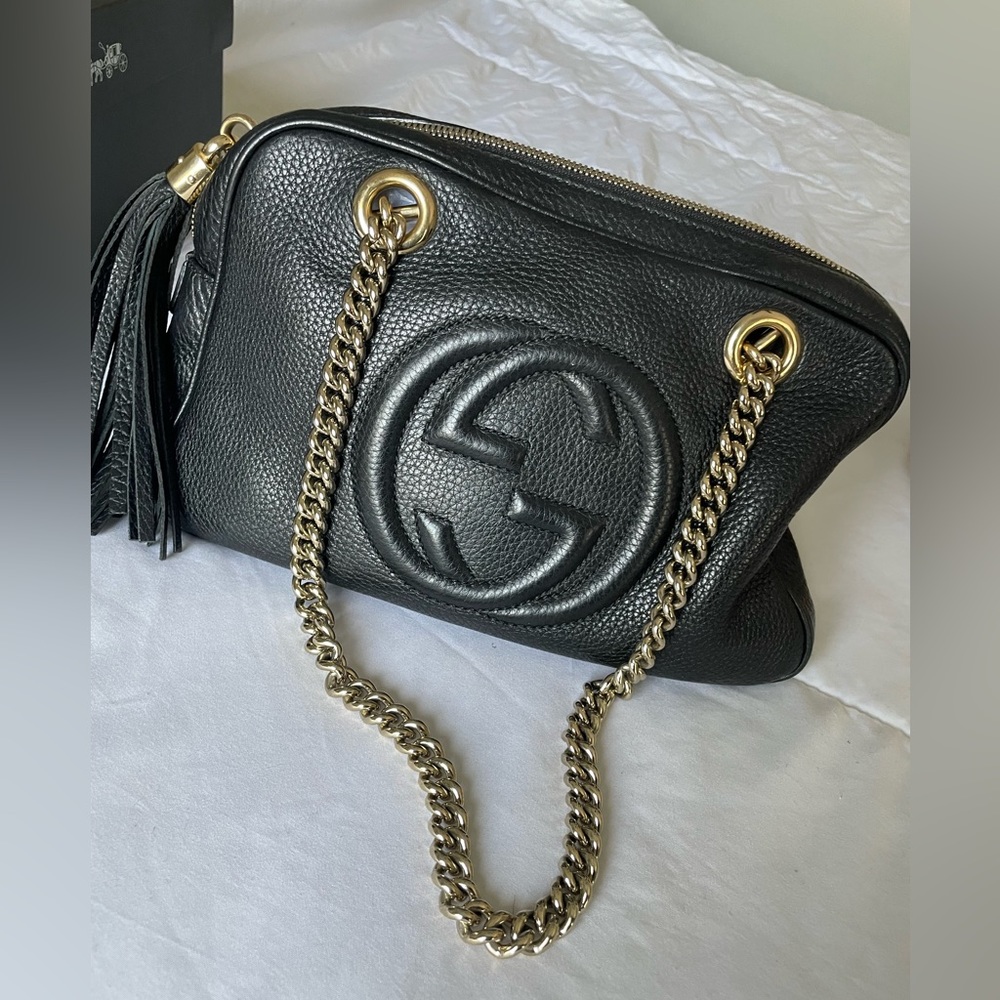 Gucci Pebbled Calfskin Medium Soho Chain Shoulder Bag